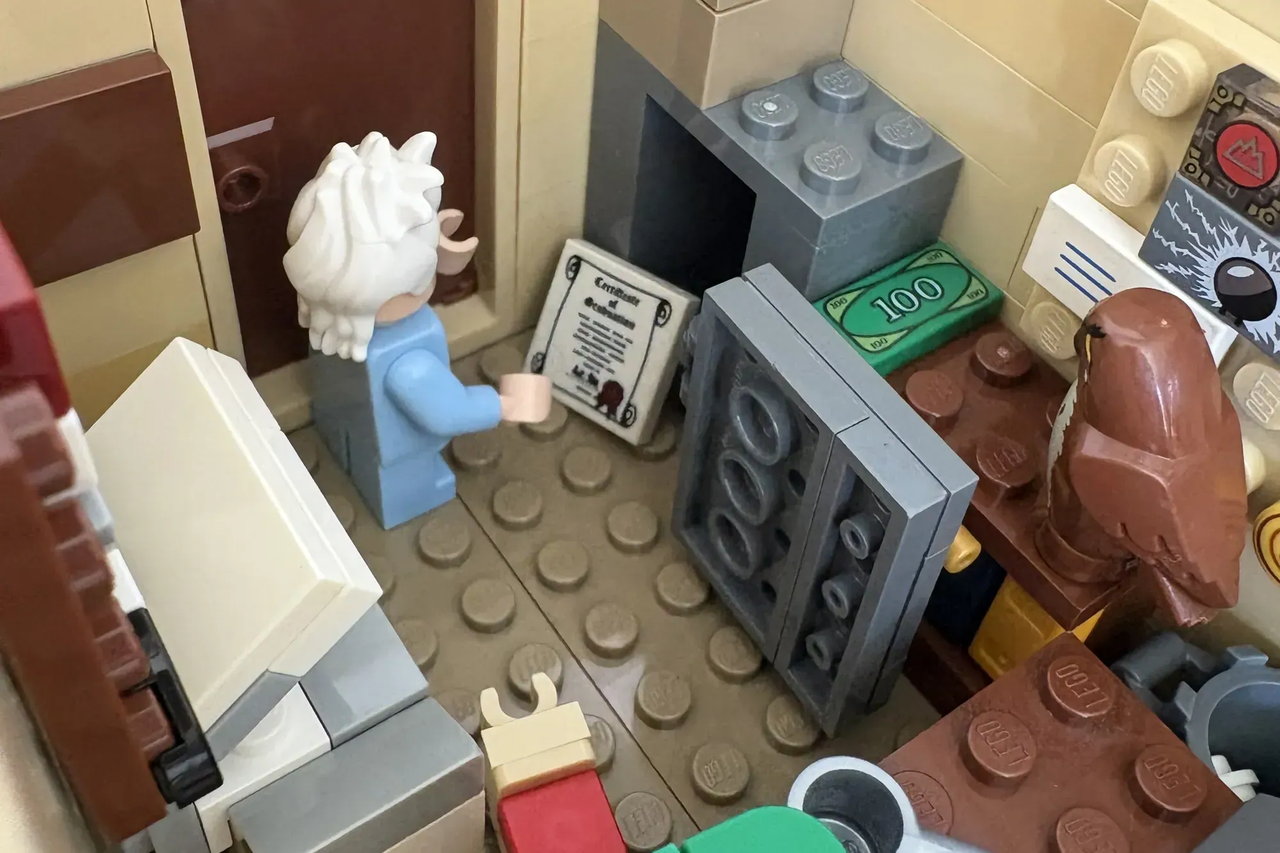 乐高ideas 重力瀑布：神秘小屋