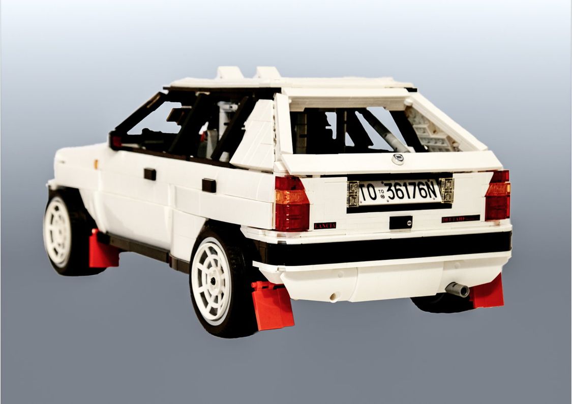 乐高ideas Lancia Delta Integrale 16v拉力车（1990）