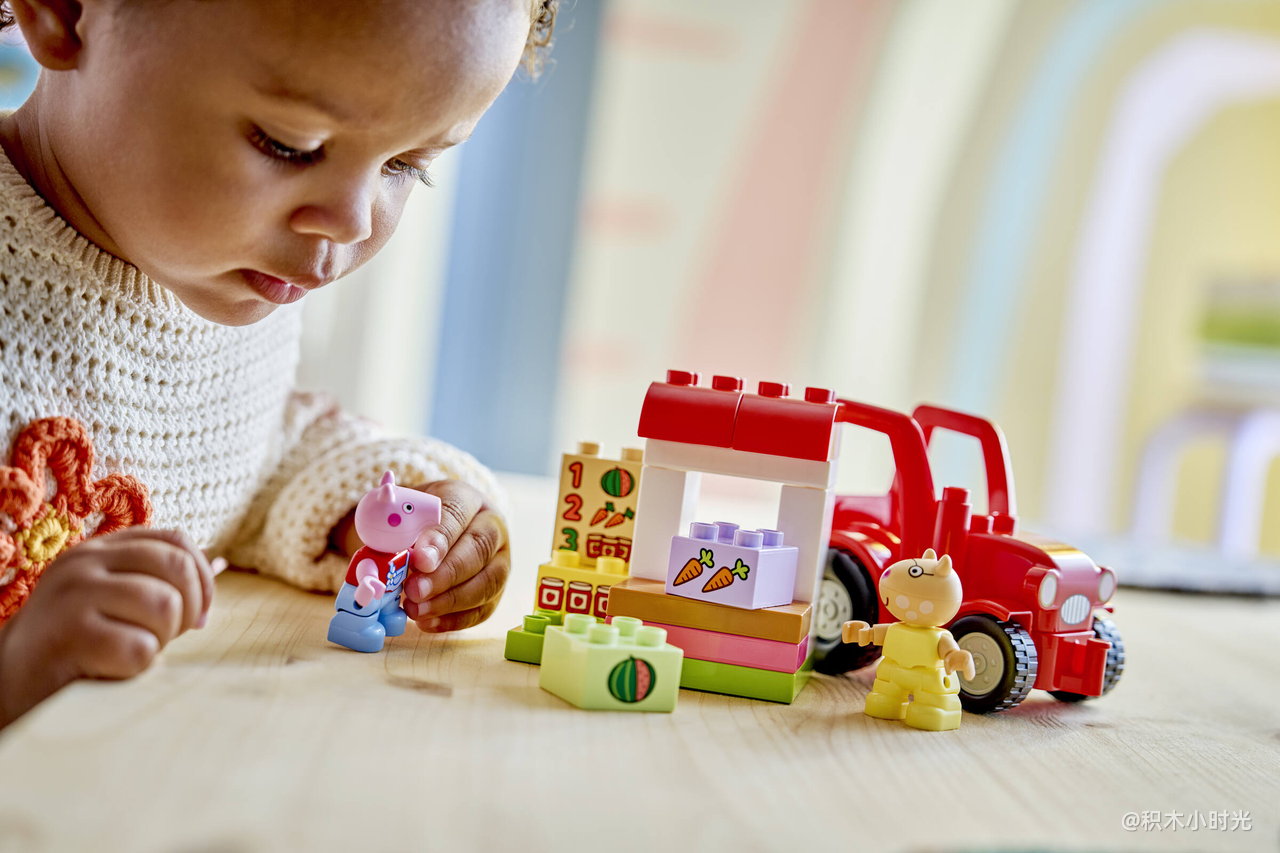 乐高 10468 拖拉机与市场