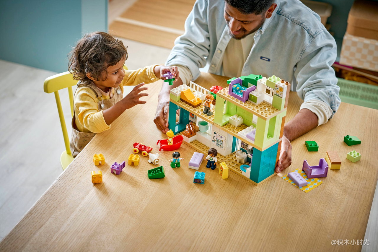 乐高 10470 3合1现代温馨房屋