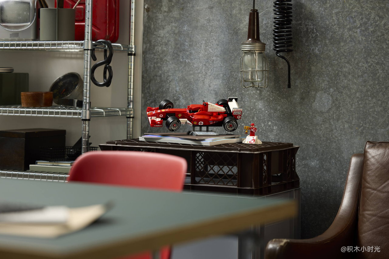 乐高 11375 法拉利 F2004 与迈克尔·舒马赫