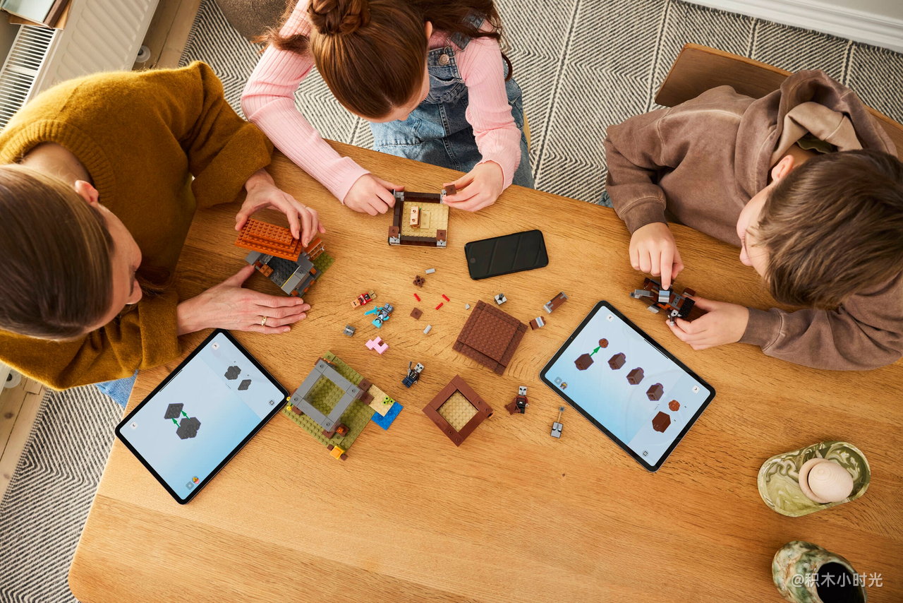 乐高 21278 掠夺者前哨站与劫掠兽