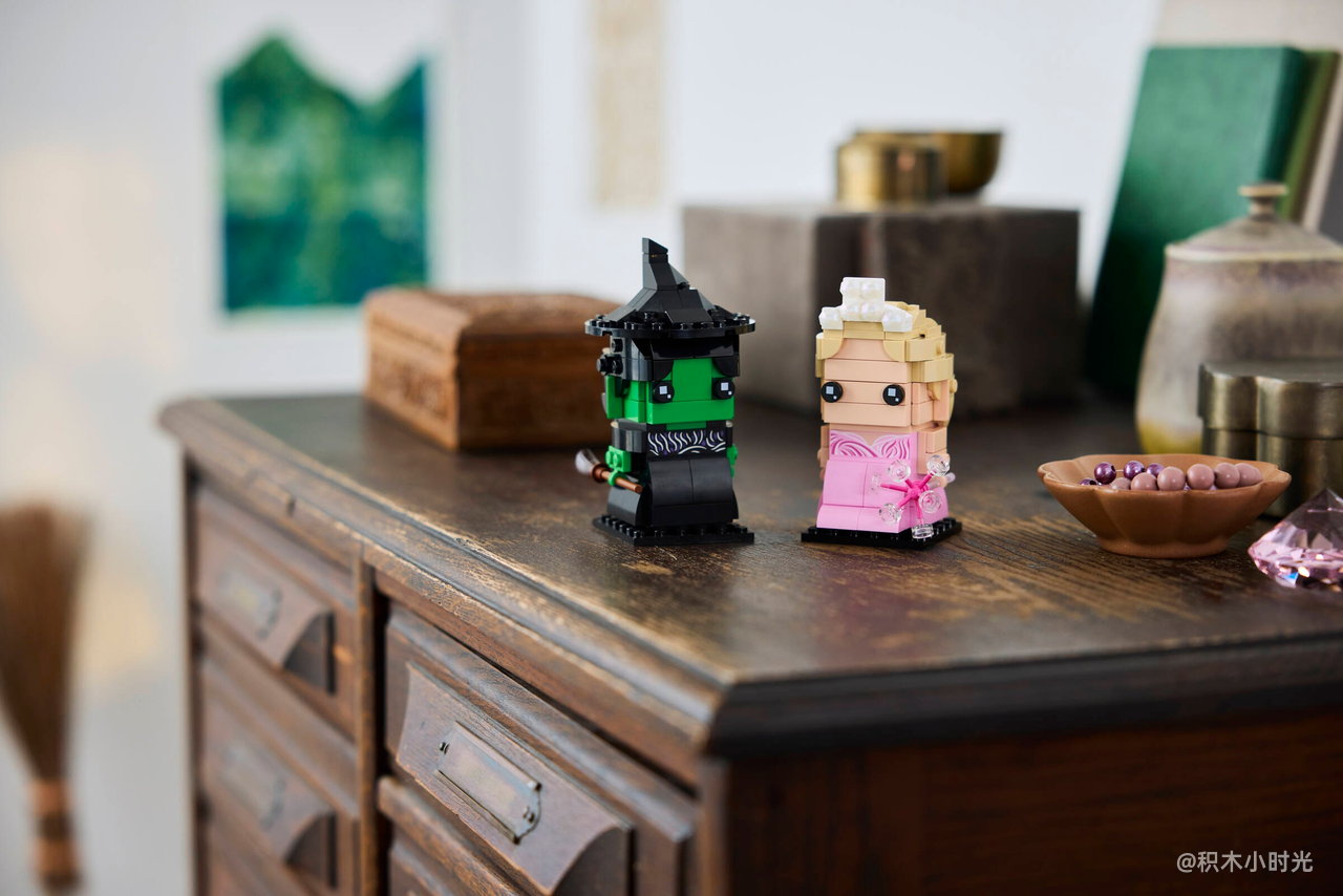 乐高 40794 艾芙芭与格琳达人偶