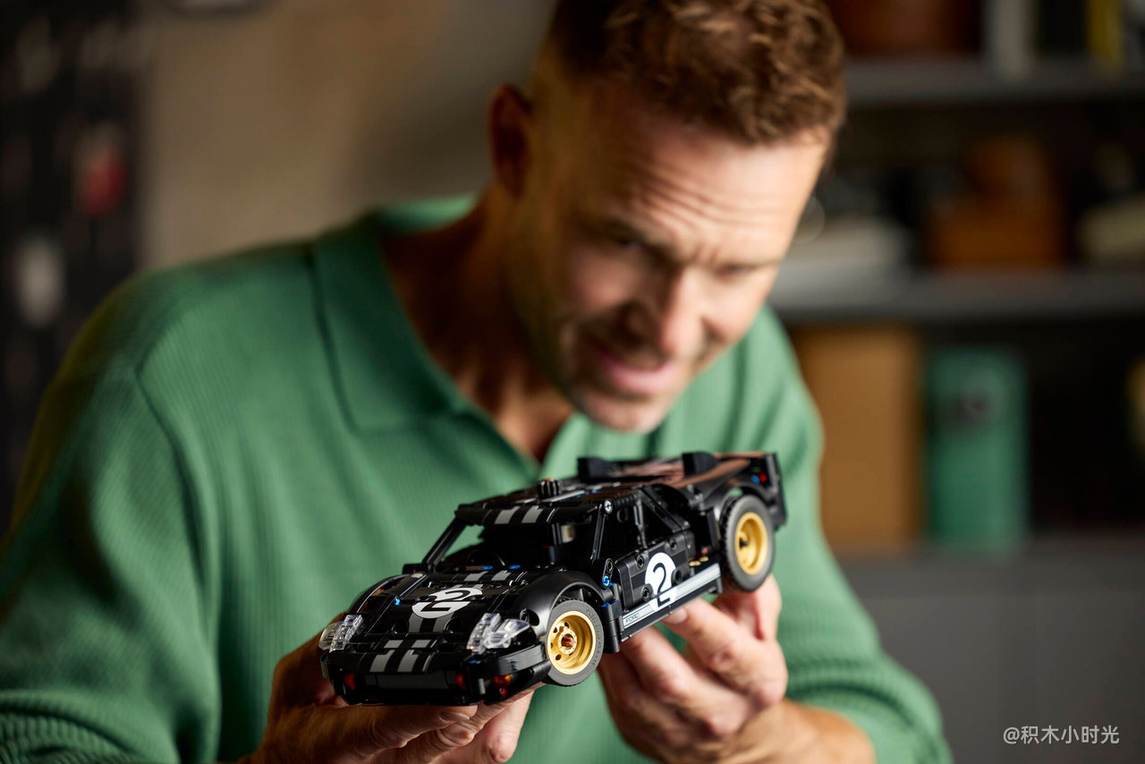 乐高 42223 1966 福特 GT40 MKII 赛车