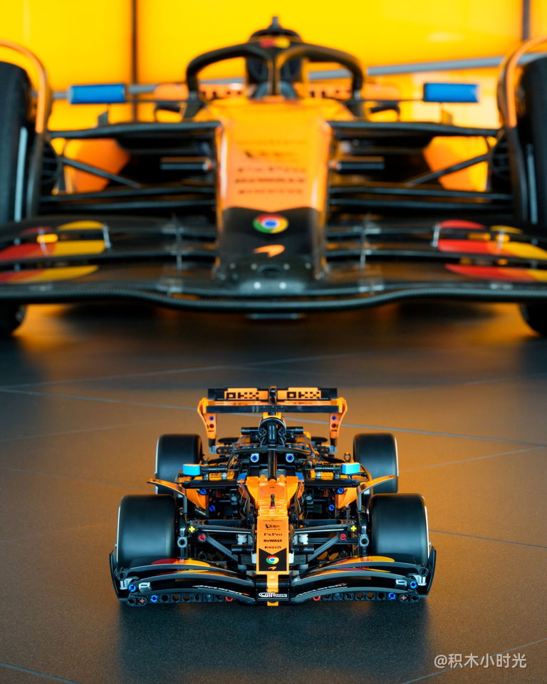 乐高 42228 迈凯伦 MCL39 F1® 赛车