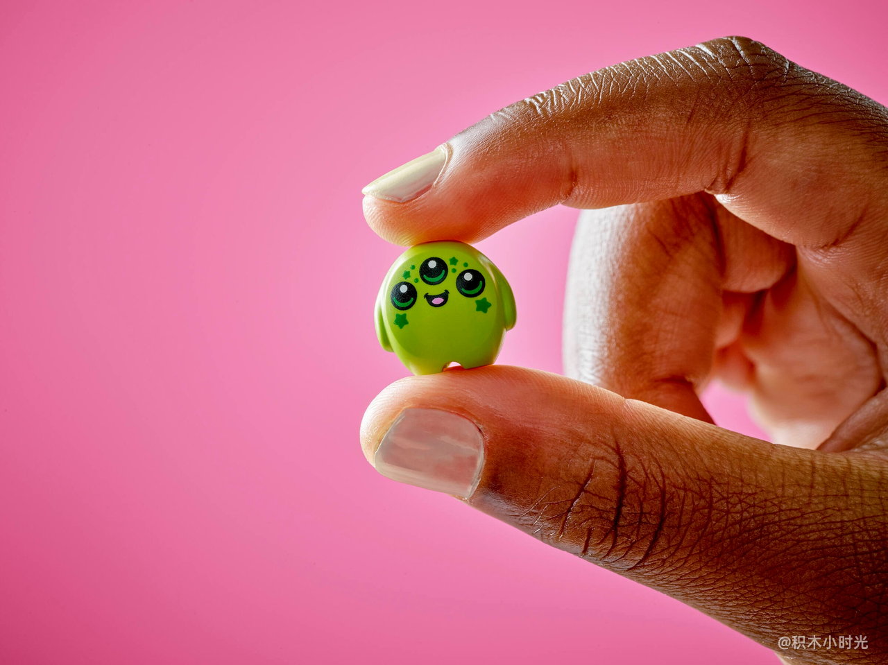 乐高 42674 漫画书与游戏商店