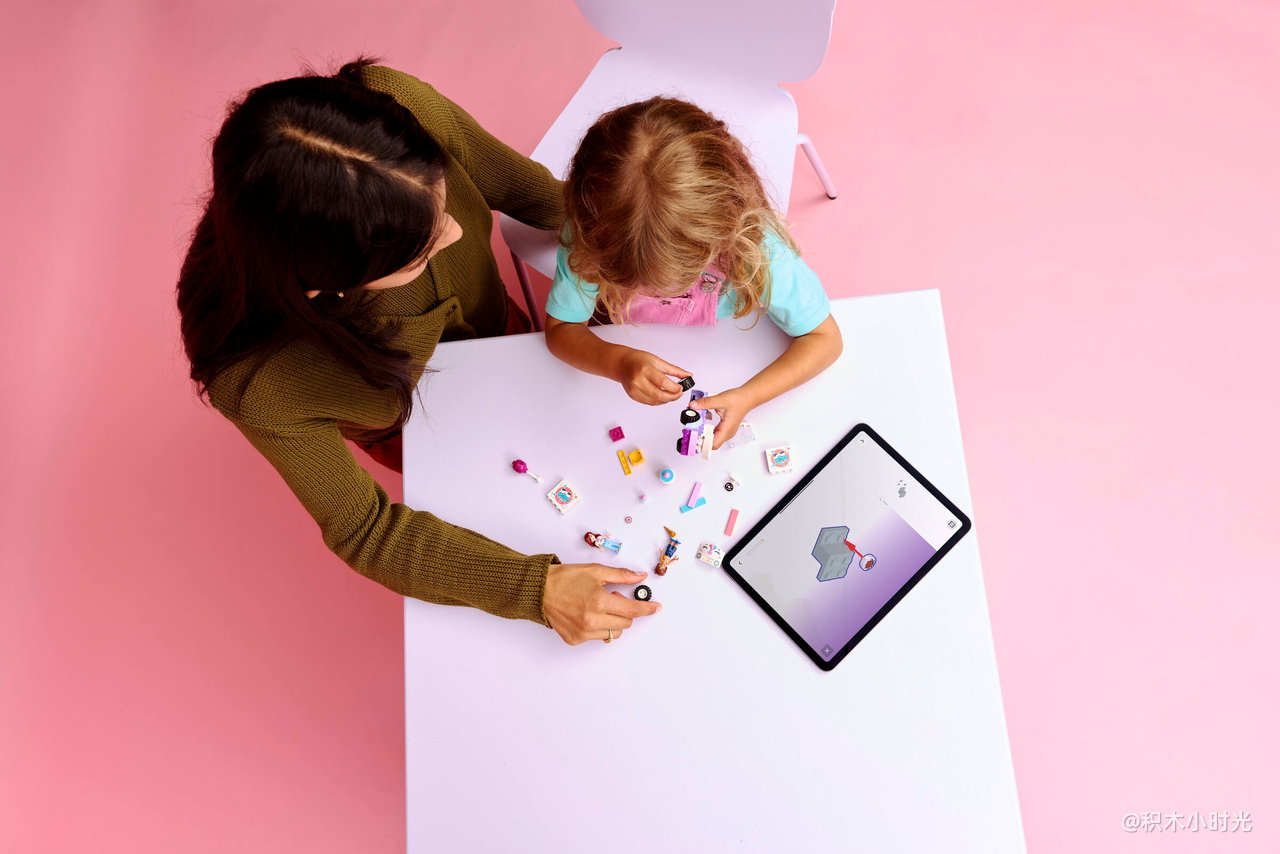 乐高 42675 独角兽蛋糕送货车