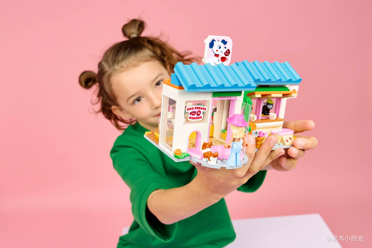 乐高 42677 可爱狗狗零食店