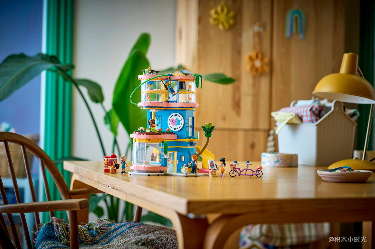 乐高 42689 心湖城好朋友俱乐部