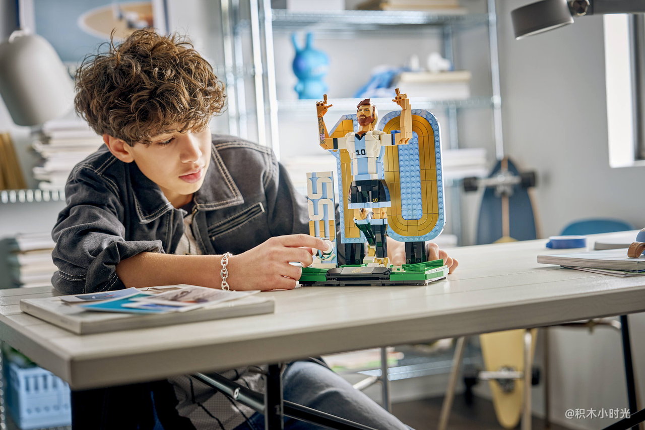 乐高 43015 梅西 – 足球传奇