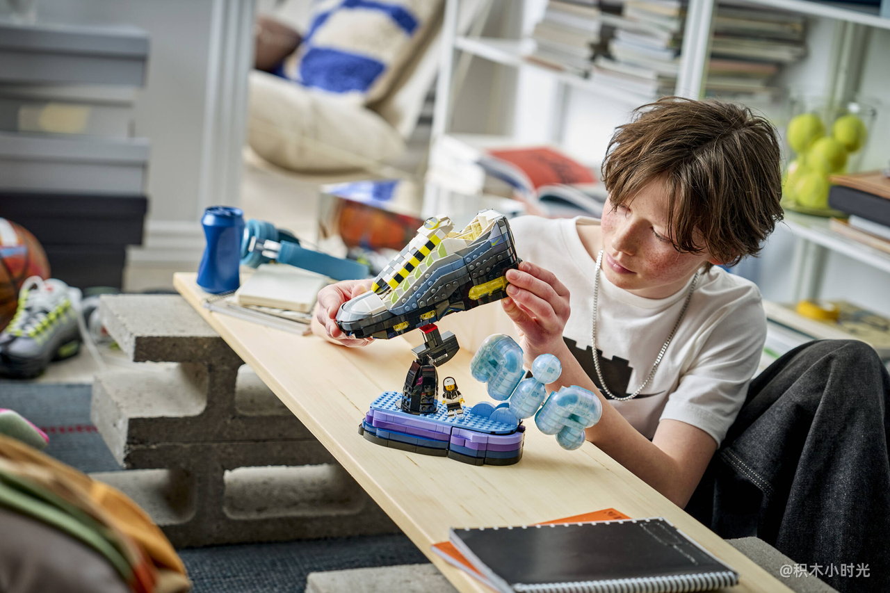 乐高 43025 Nike Air Max 95 x 乐高®套装