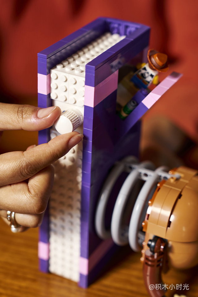 乐高 43301 玩具总动员弹簧狗的书挡