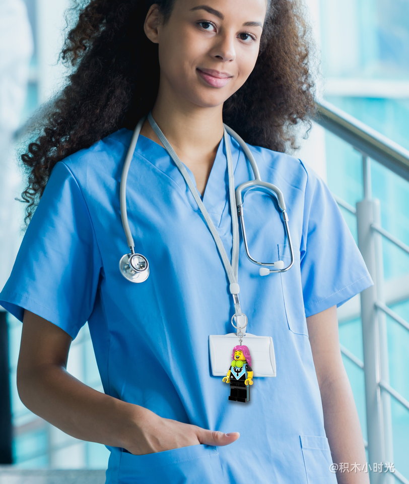 乐高 5009413 GAMER GIRL KEY LIGHT