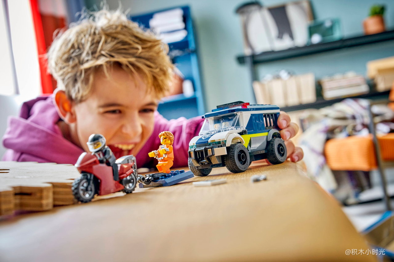 乐高 60479 警察大追捕运囚车