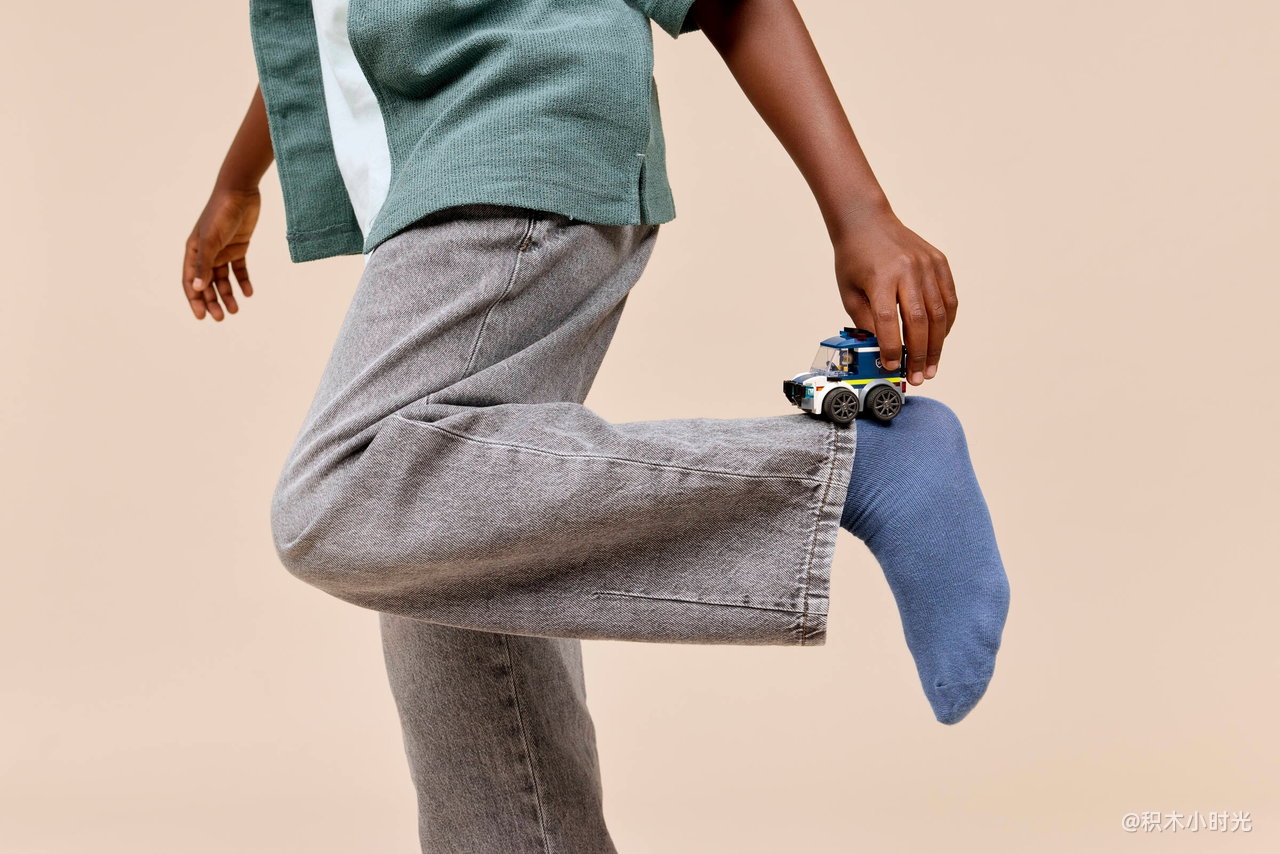 乐高 60481 旋风车队-警用卡车