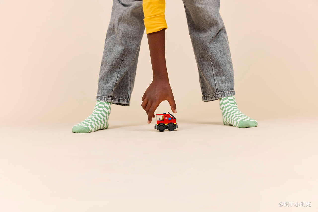 乐高 60482 旋风车队-鸣笛消防车