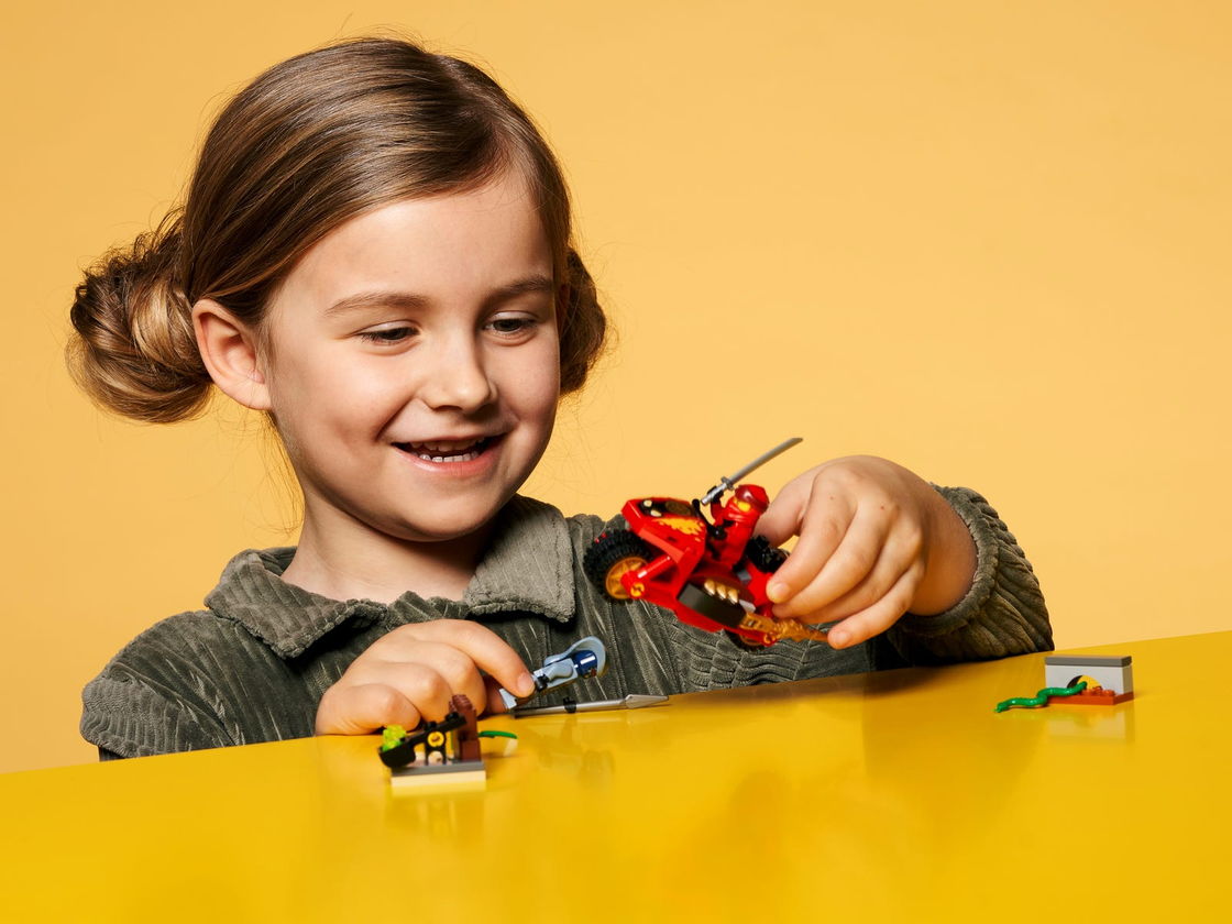 乐高 71734 凯的刀锋旋转轮战车