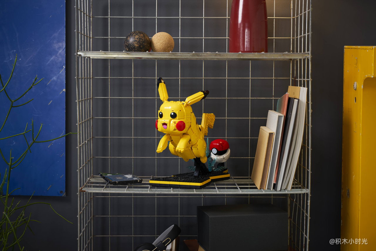 乐高 72152 皮卡丘和精灵球