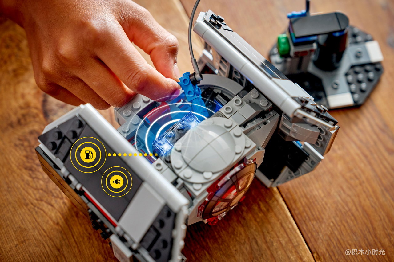 乐高 75421 奇智妙玩：达斯·维德的钛战机