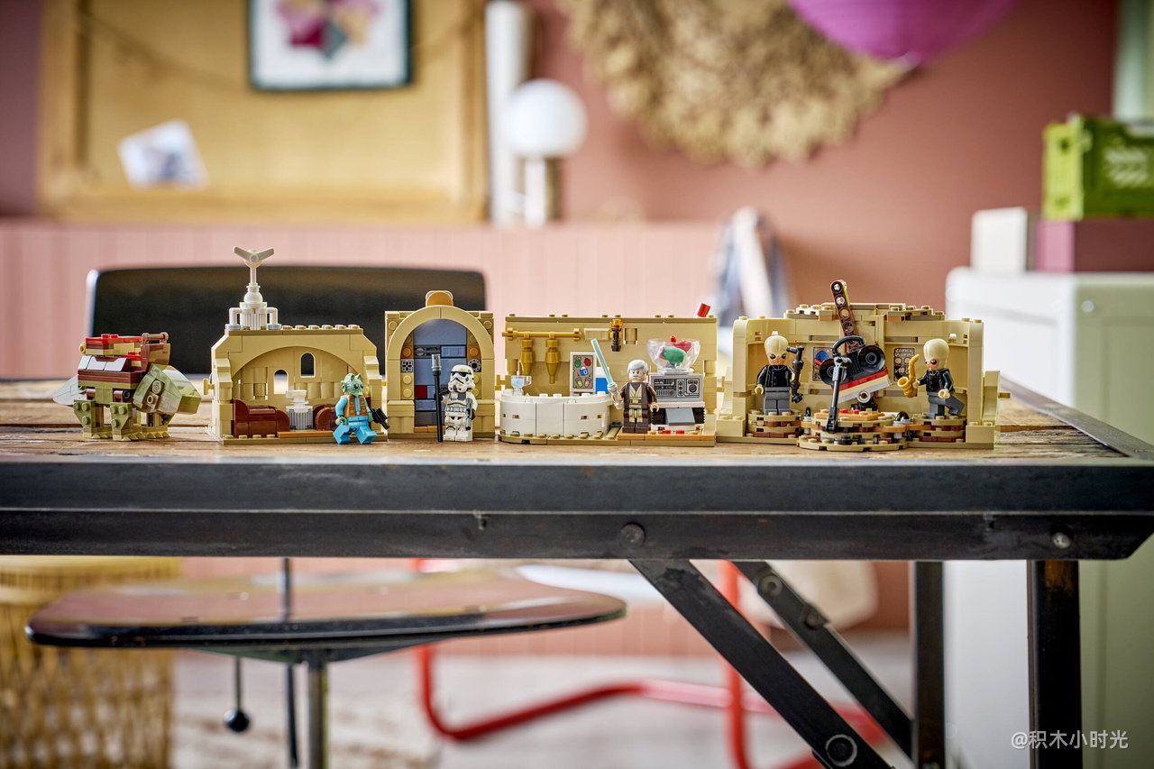 乐高 75425 奇智妙玩：莫斯·艾斯利小酒馆