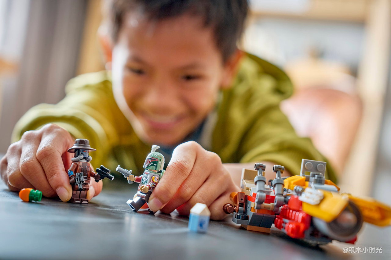 乐高 75437 科布·万思的飞行摩托