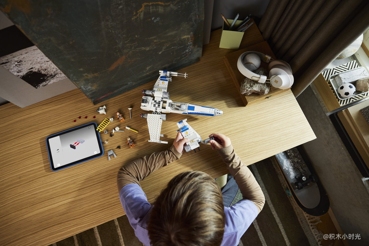 乐高 75460 新共和国X-翼星际战机