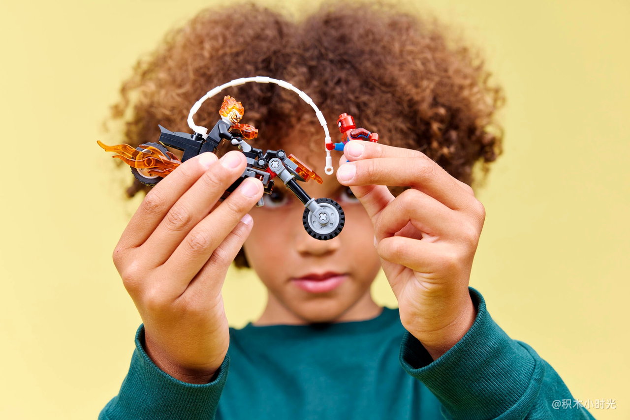 乐高 76335 蜘蛛侠大战骑着摩托车的恶灵骑士 (Ghost Rider)