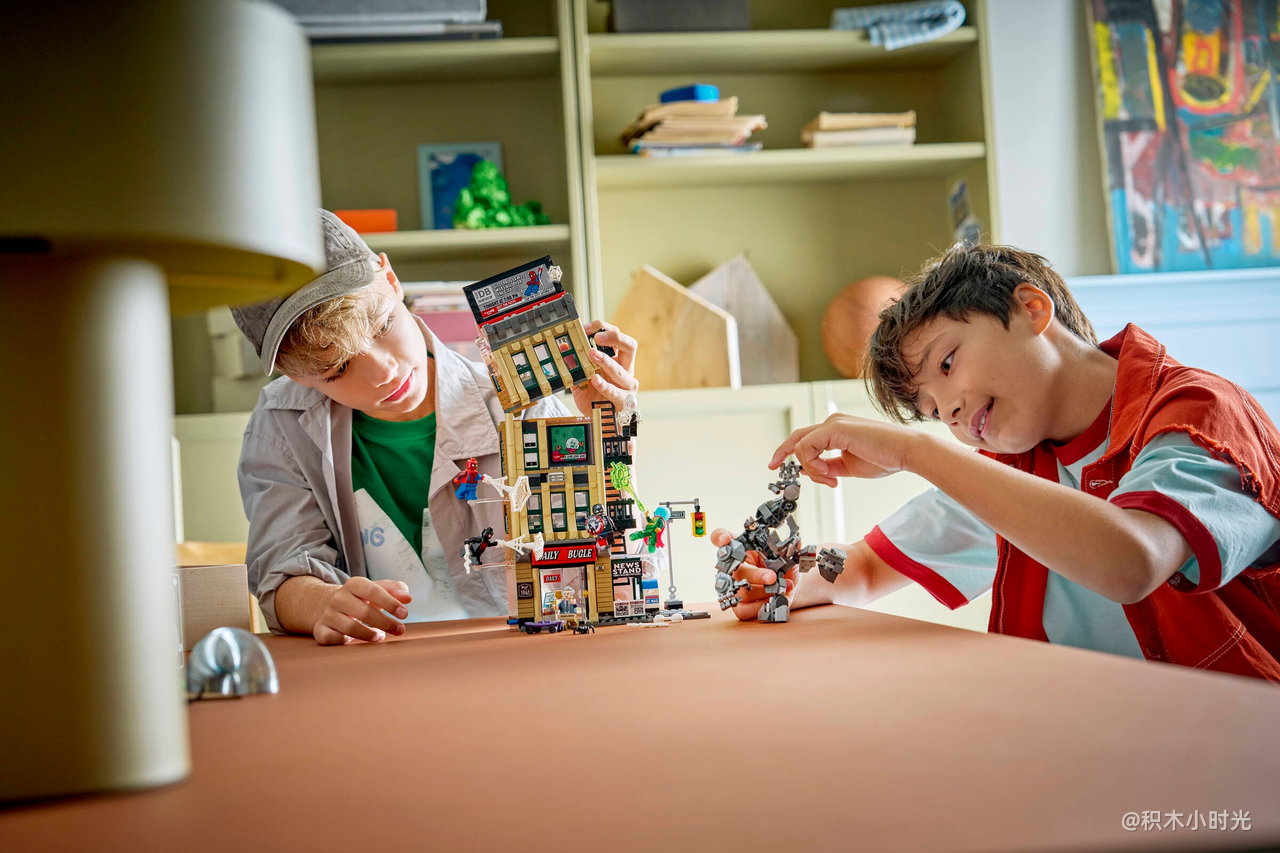 乐高 76342 蜘蛛侠大战神秘客：号角日报社