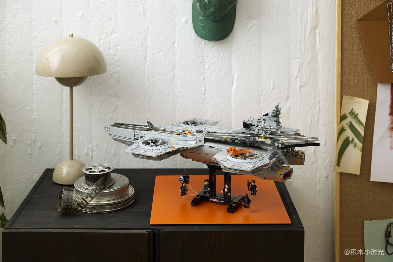 乐高 76354 神盾局天空母舰