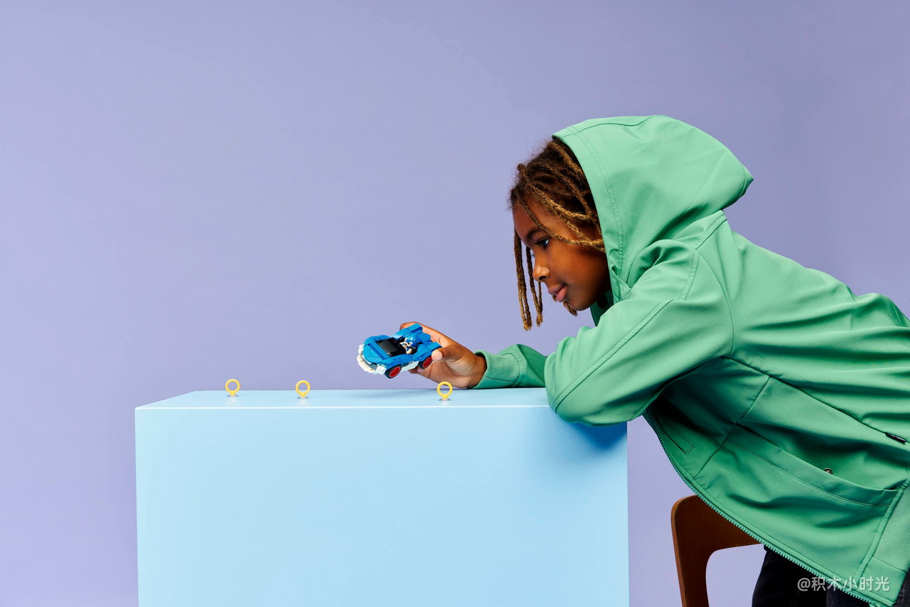 乐高 77117 索尼克的赛车：音速之星闪电