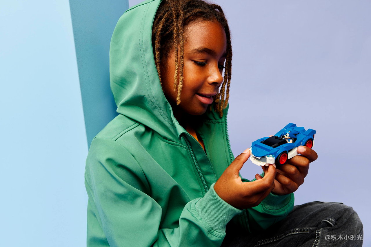 乐高 77117 索尼克的赛车：音速之星闪电