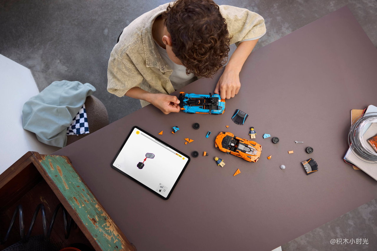 乐高 77238 兰博基尼 Revuelto 与 Huracán STO