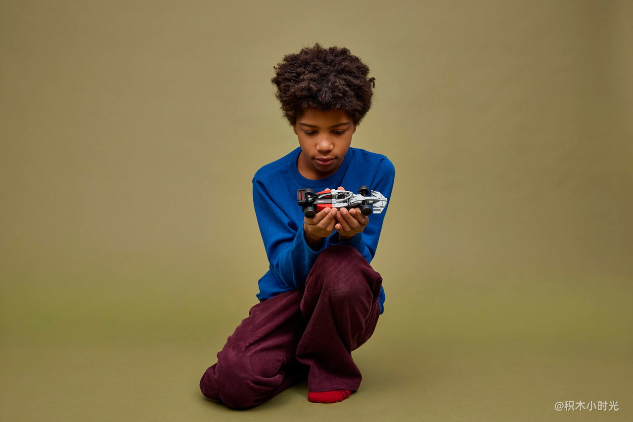 乐高 77259 奥迪F1® 车队 R26 赛车