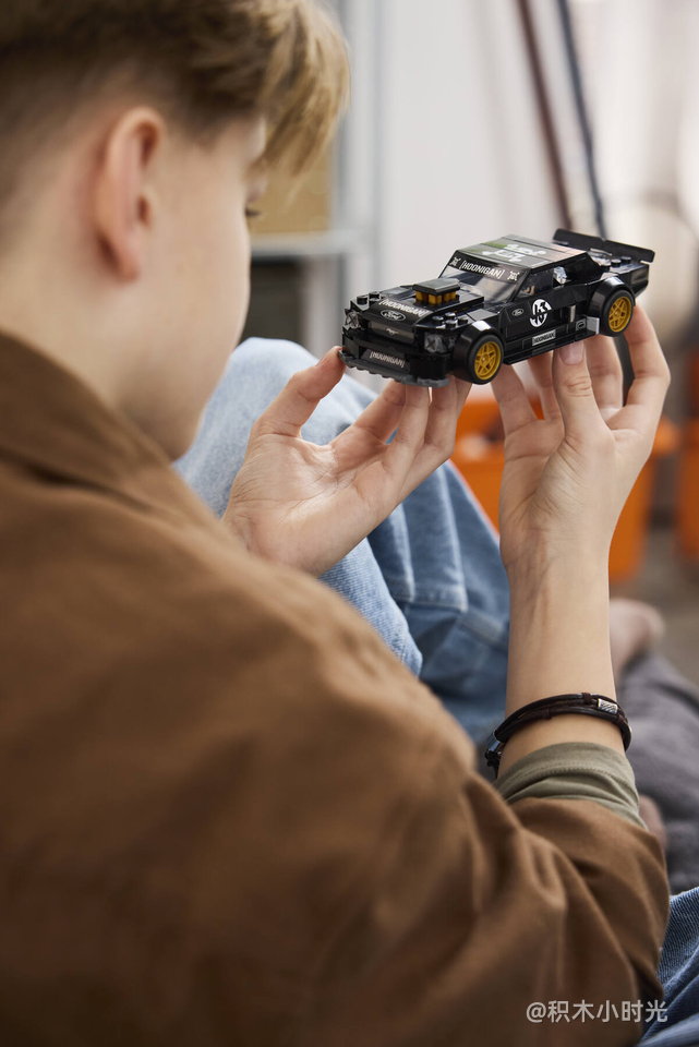 乐高 77262 Ken Block '65 福特野马 Hoonicorn V1