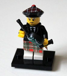 Bagpiper, Series 7