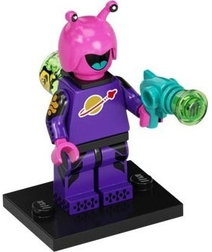 Space Creature, Series 22 (Complete Set with Stand and Accessories)