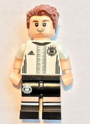 Mario Götze (19) - Minifigure only Entry 