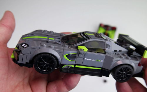 乐高 Speed Champions  Aston Martin Valkyire AMR Pro & Vantage GT3 76910 评测