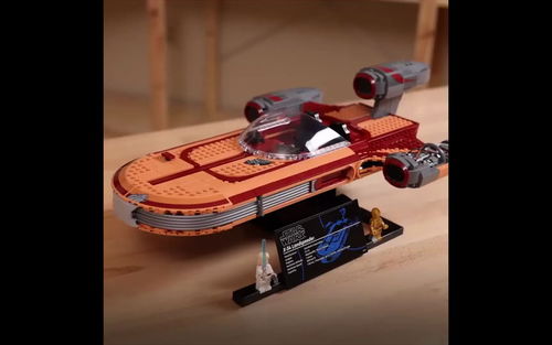 乐高 星球大战 Luke Skywalker s Landspeeder (75341) 官方宣传片